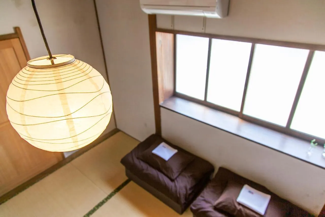 Hostel Fukuoka Guesthouse Ship